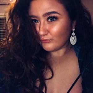 Meet your Posher, Tessa